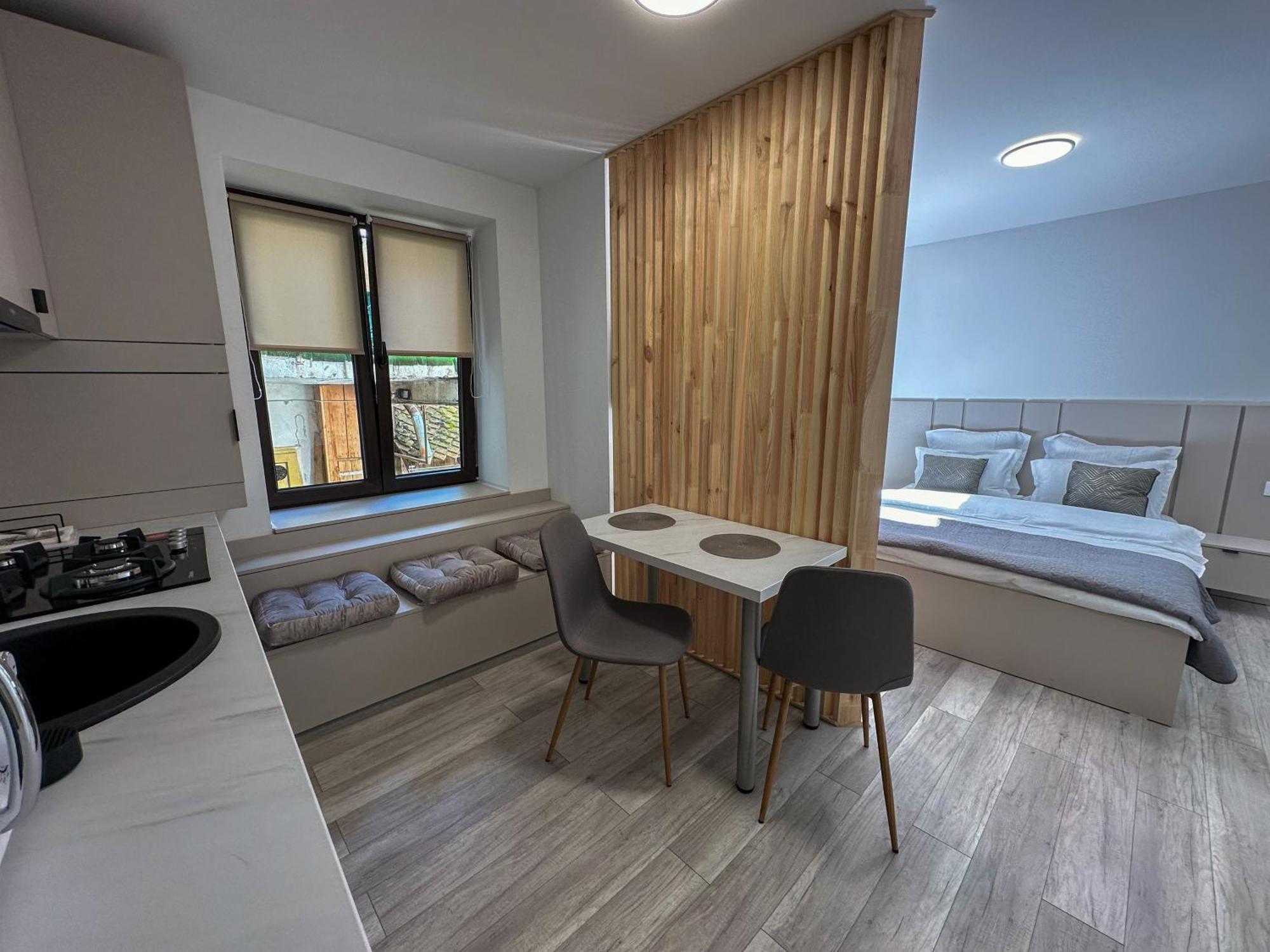 Ultracentral Studio Brasov Exterior photo